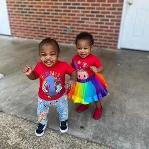 Meet your Posher, Lenora